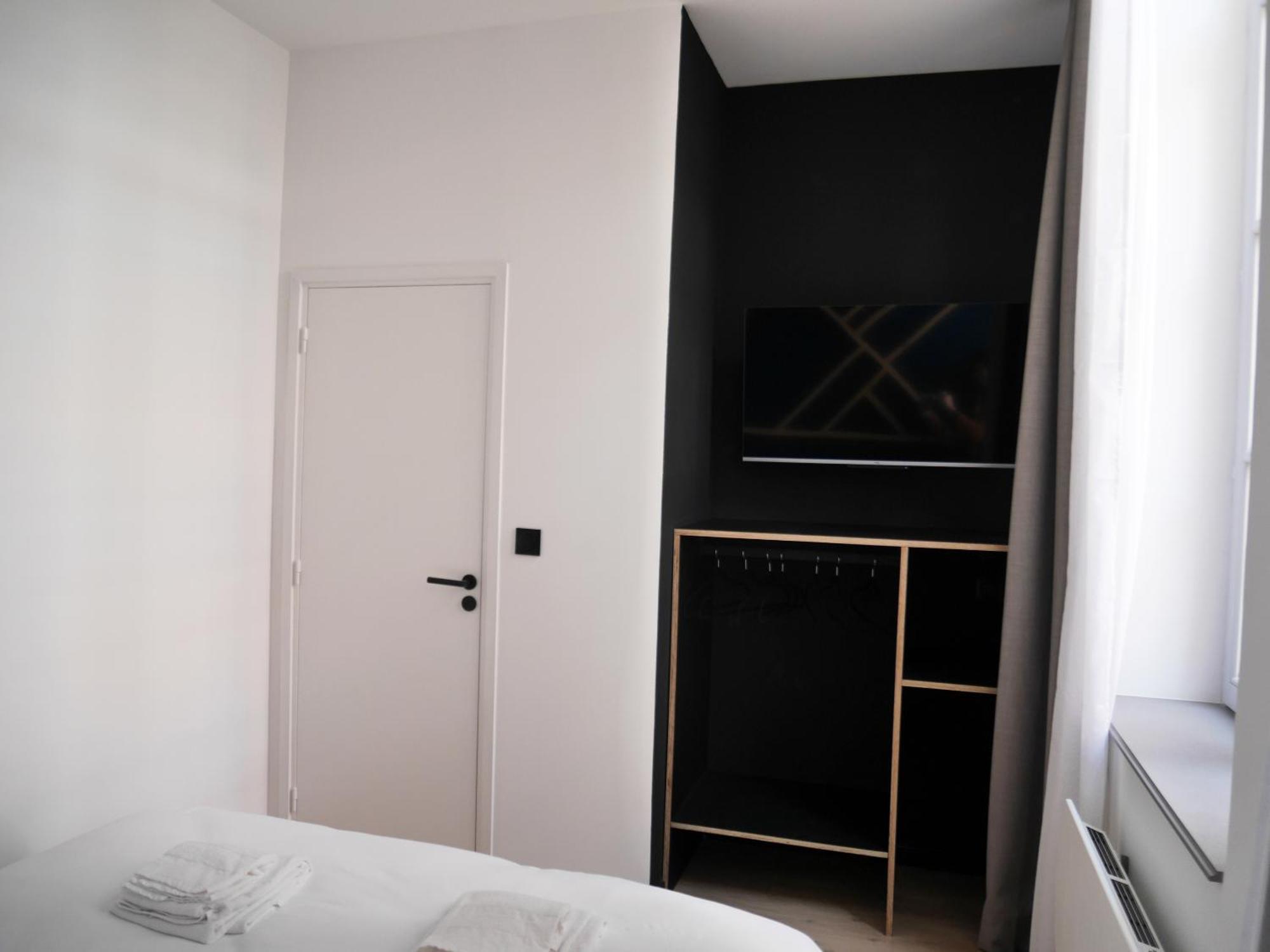 Au Chat Qui Dort Lille - Archives 3 Dış mekan fotoğraf